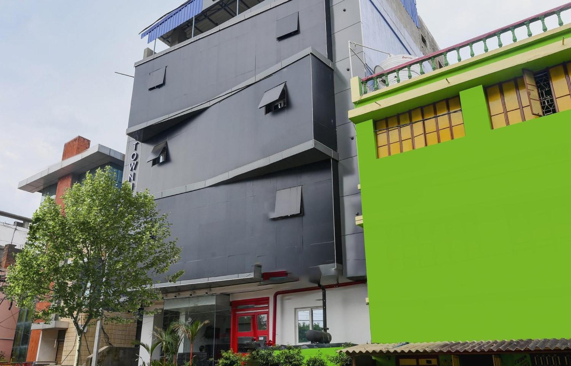 Super Town House Hi5 Aditya International Bhubaneswar Exterior photo